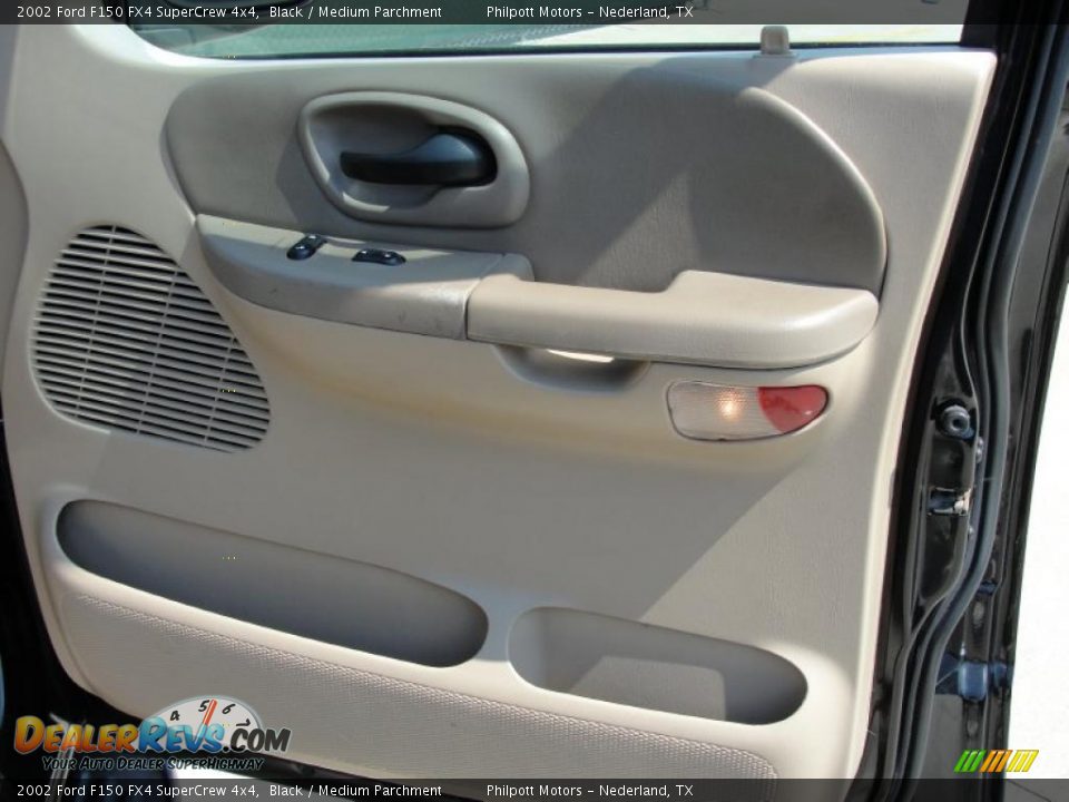 2002 Ford F150 FX4 SuperCrew 4x4 Black / Medium Parchment Photo #25