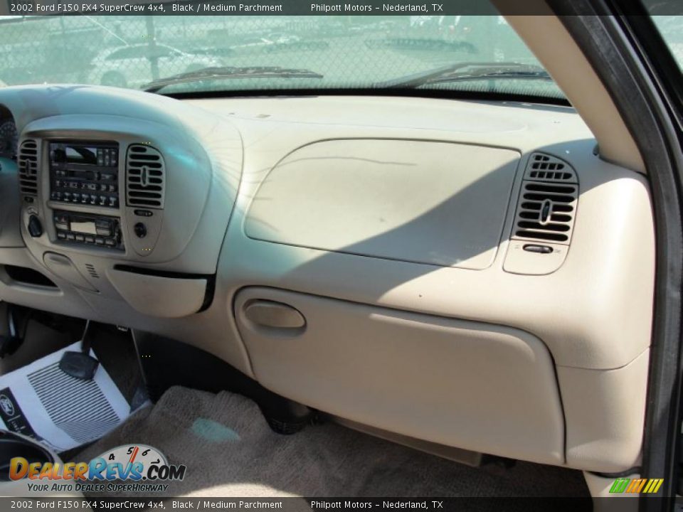 2002 Ford F150 FX4 SuperCrew 4x4 Black / Medium Parchment Photo #26