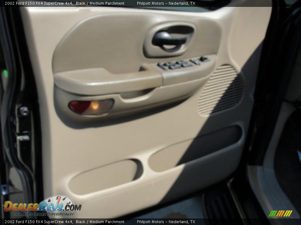 2002 Ford F150 FX4 SuperCrew 4x4 Black / Medium Parchment Photo #32