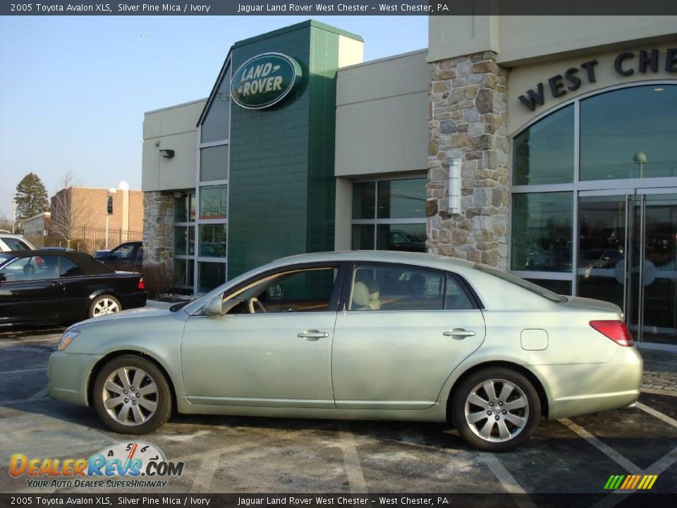 2005 Toyota Avalon XLS Silver Pine Mica / Ivory Photo #10