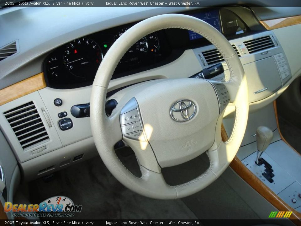 2005 Toyota Avalon XLS Silver Pine Mica / Ivory Photo #11