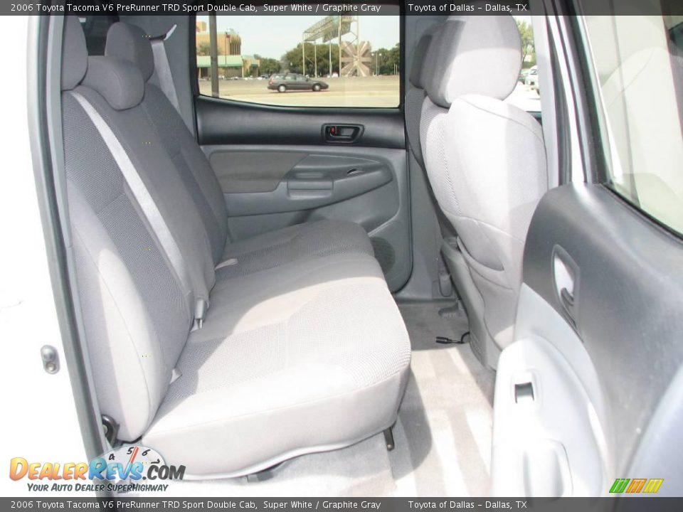 2006 Toyota Tacoma V6 PreRunner TRD Sport Double Cab Super White / Graphite Gray Photo #11