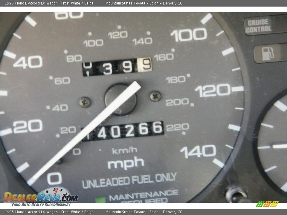 1995 Honda Accord LX Wagon Frost White / Beige Photo #6