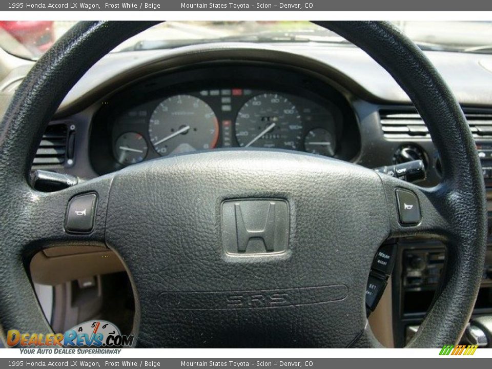 1995 Honda Accord LX Wagon Frost White / Beige Photo #25