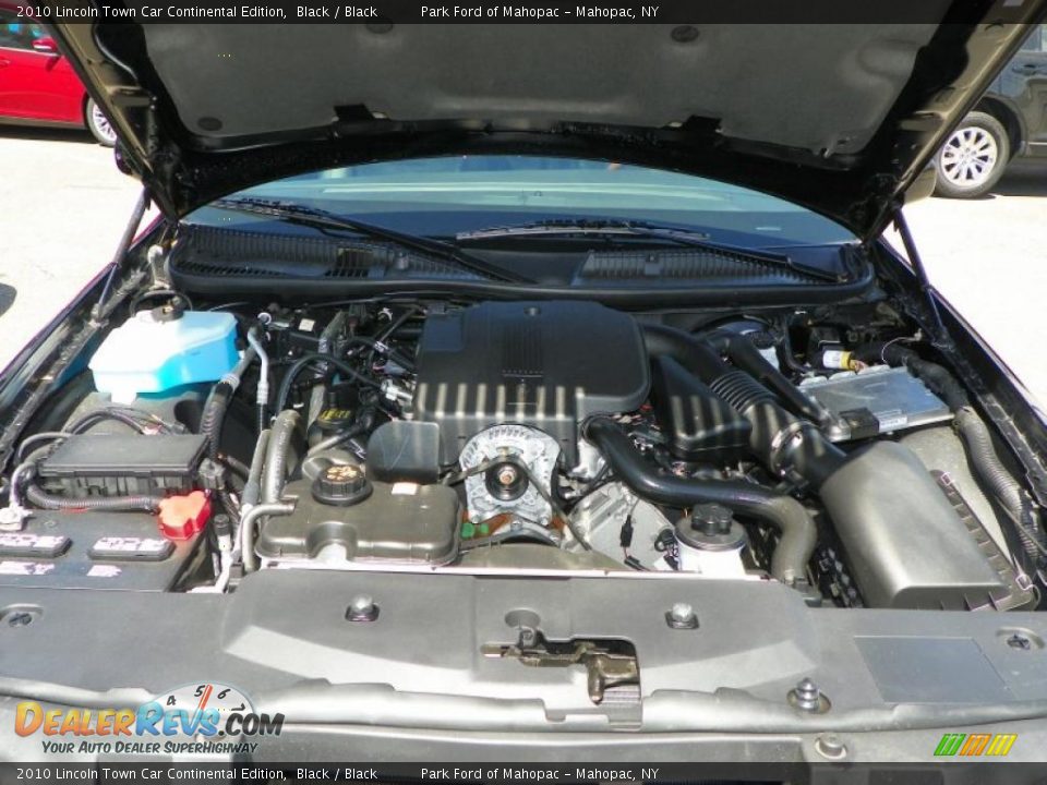 2010 Lincoln Town Car Continental Edition 4.6 Liter Flex-Fuel SOHC 16-Valve V8 Engine Photo #8