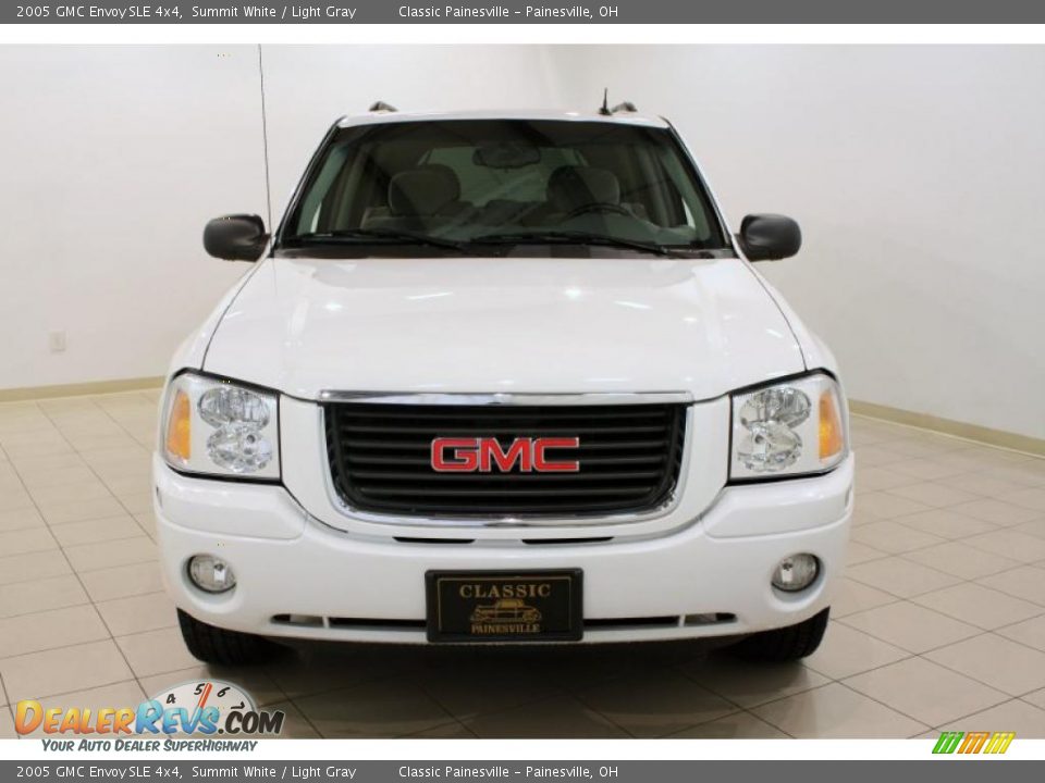 2005 GMC Envoy SLE 4x4 Summit White / Light Gray Photo #2