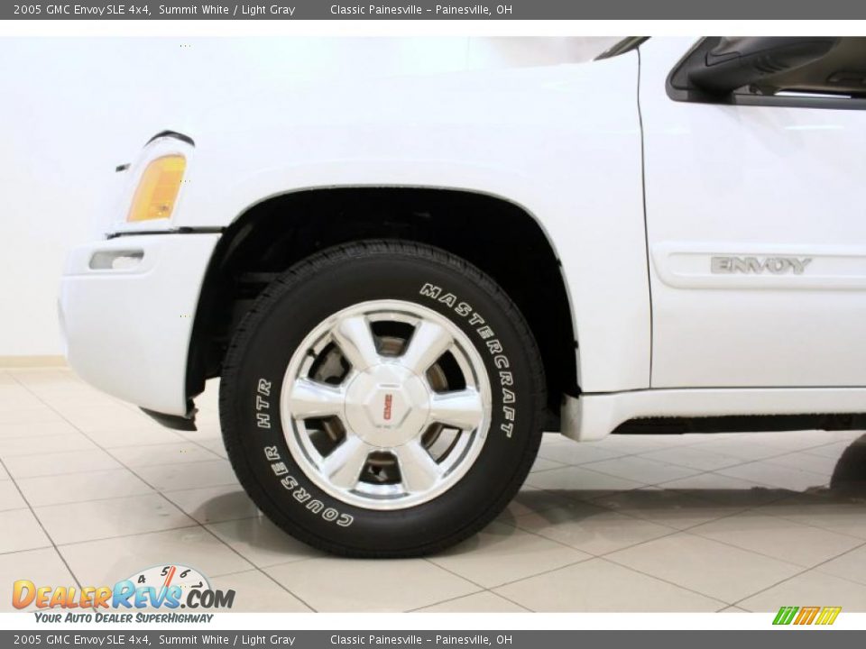 2005 GMC Envoy SLE 4x4 Summit White / Light Gray Photo #17