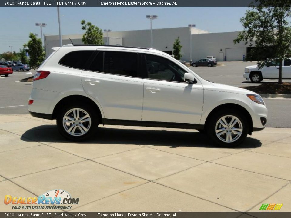 Pearl White 2010 Hyundai Santa Fe SE Photo #4