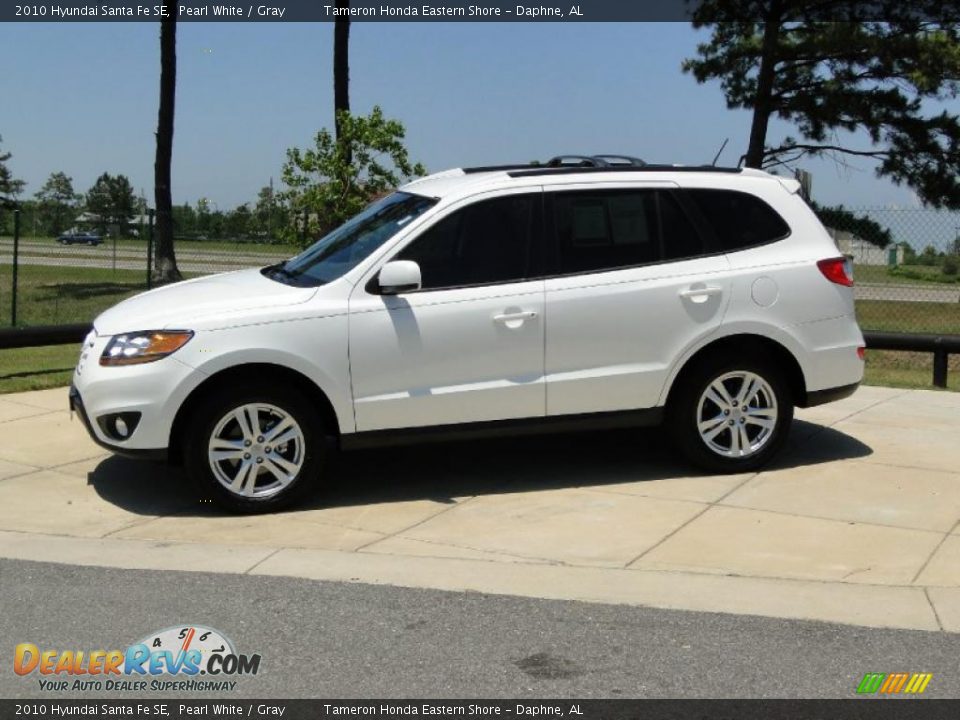 2010 Hyundai Santa Fe SE Pearl White / Gray Photo #10