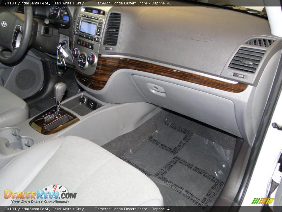 2010 Hyundai Santa Fe SE Pearl White / Gray Photo #27