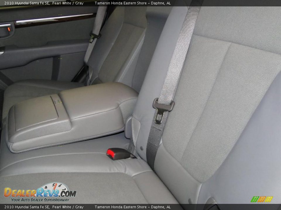 2010 Hyundai Santa Fe SE Pearl White / Gray Photo #30