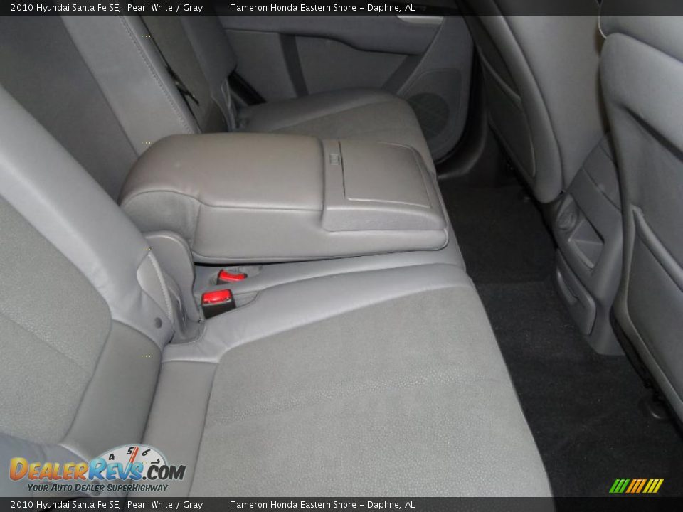 2010 Hyundai Santa Fe SE Pearl White / Gray Photo #31