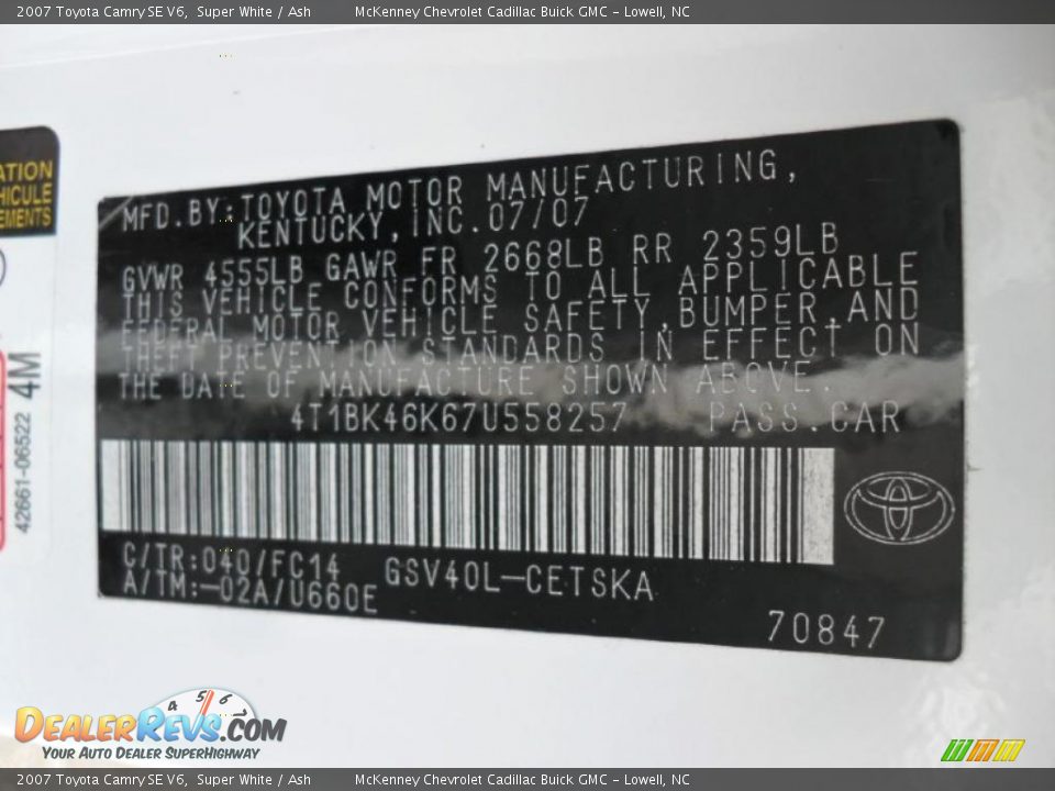 2007 Toyota Camry SE V6 Super White / Ash Photo #6