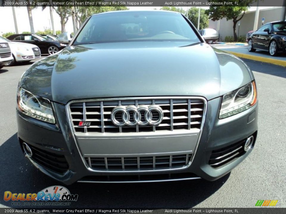 Meteor Grey Pearl Effect 2009 Audi S5 4.2 quattro Photo #11