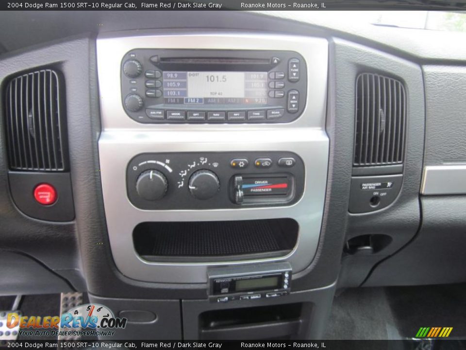 Controls of 2004 Dodge Ram 1500 SRT-10 Regular Cab Photo #13