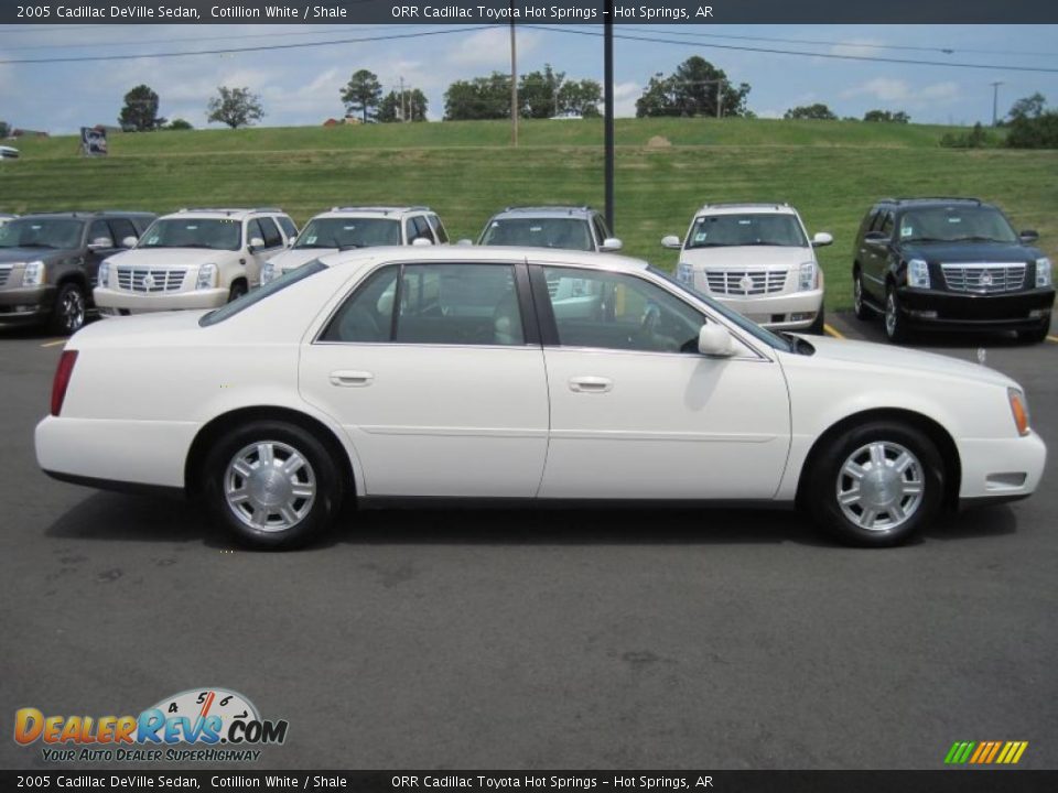 2005 Cadillac DeVille Sedan Cotillion White / Shale Photo #6