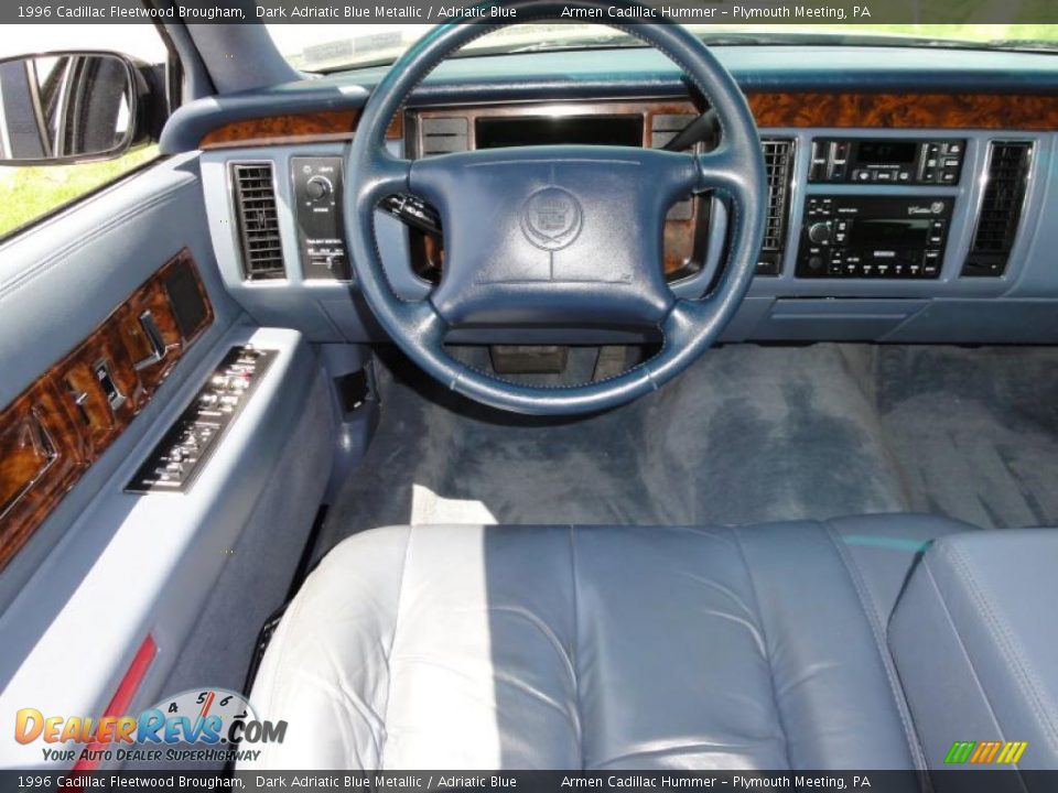 Dashboard of 1996 Cadillac Fleetwood Brougham Photo #27