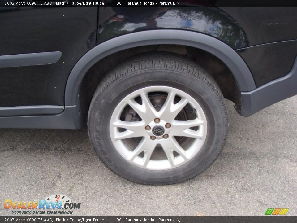 2003 Volvo XC90 T6 AWD Black / Taupe/Light Taupe Photo #2