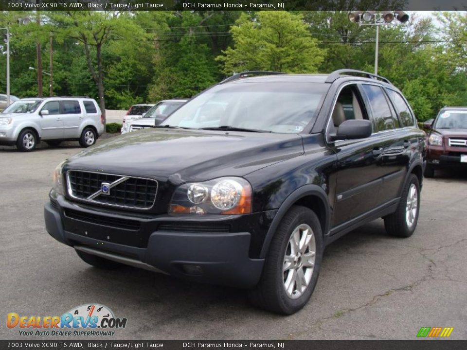 2003 Volvo XC90 T6 AWD Black / Taupe/Light Taupe Photo #4