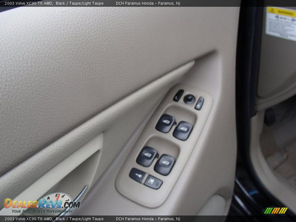 2003 Volvo XC90 T6 AWD Black / Taupe/Light Taupe Photo #12
