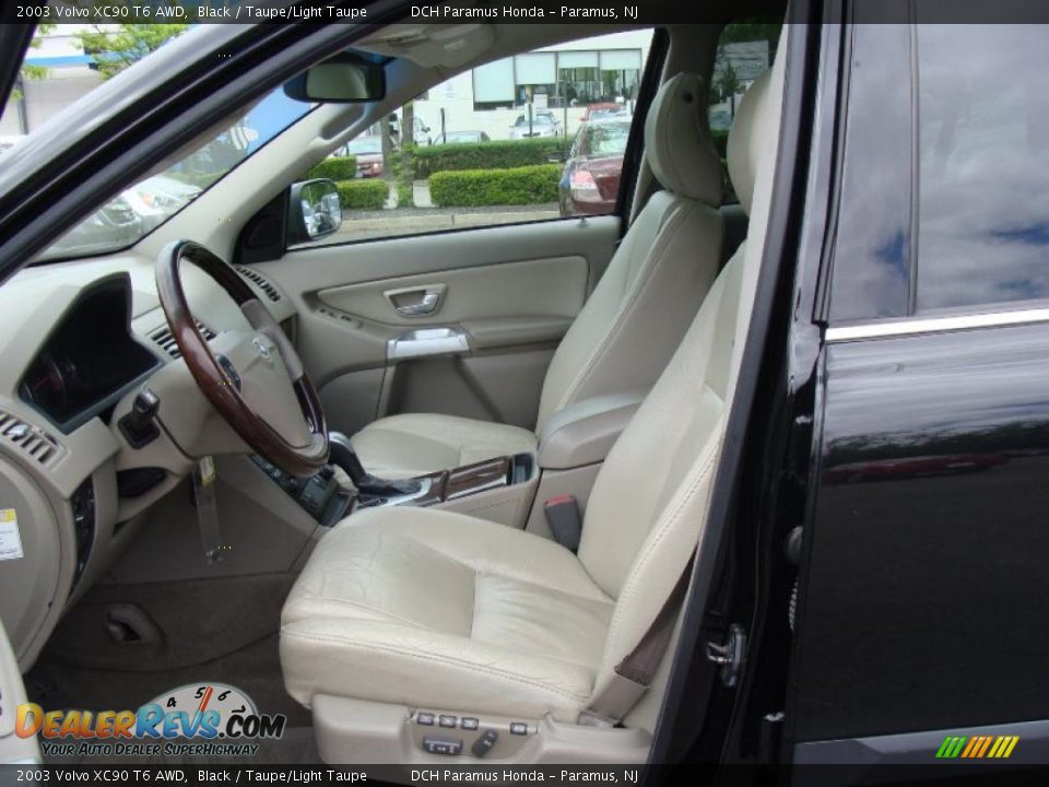 2003 Volvo XC90 T6 AWD Black / Taupe/Light Taupe Photo #13