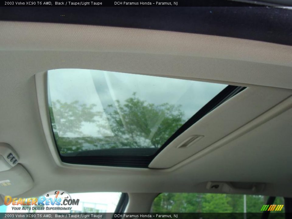 2003 Volvo XC90 T6 AWD Black / Taupe/Light Taupe Photo #15