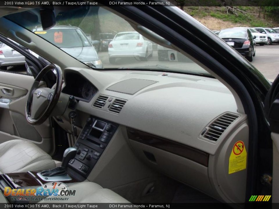 2003 Volvo XC90 T6 AWD Black / Taupe/Light Taupe Photo #17