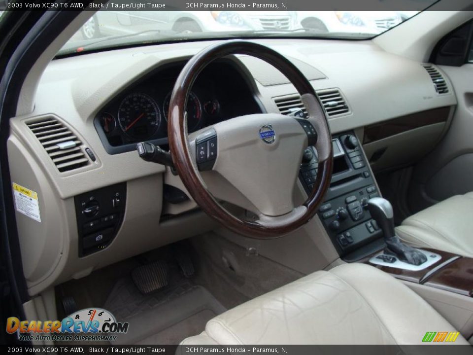 2003 Volvo XC90 T6 AWD Black / Taupe/Light Taupe Photo #21