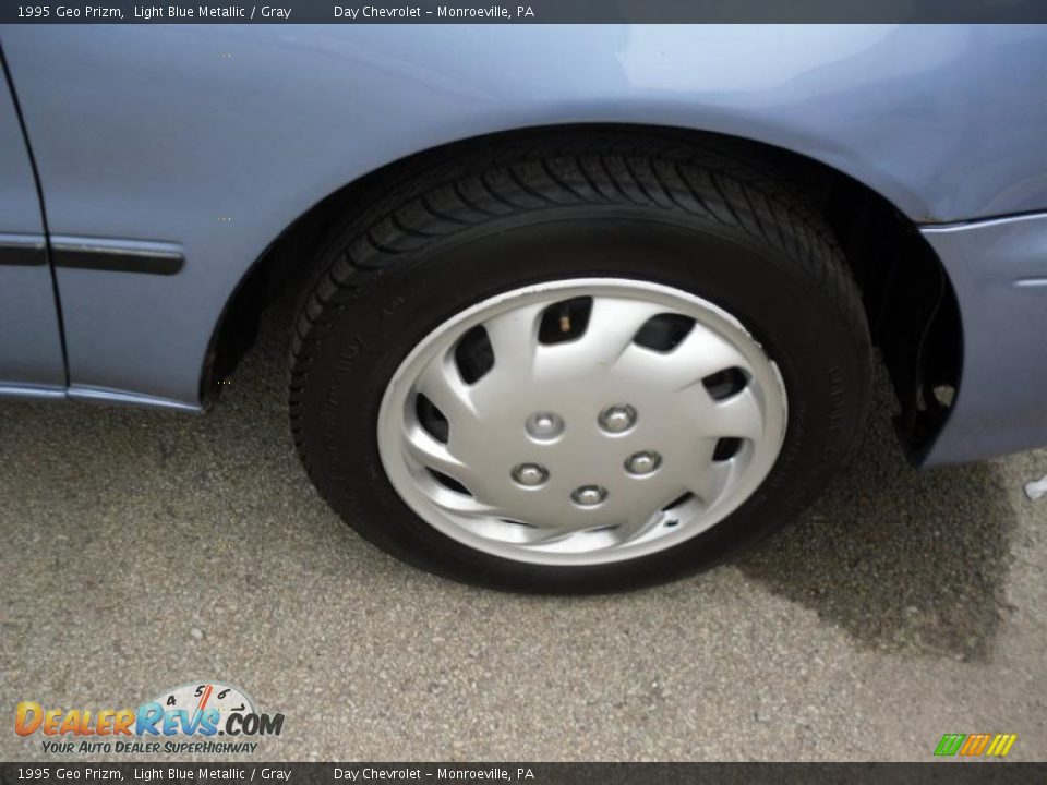 1995 Geo Prizm Light Blue Metallic / Gray Photo #9
