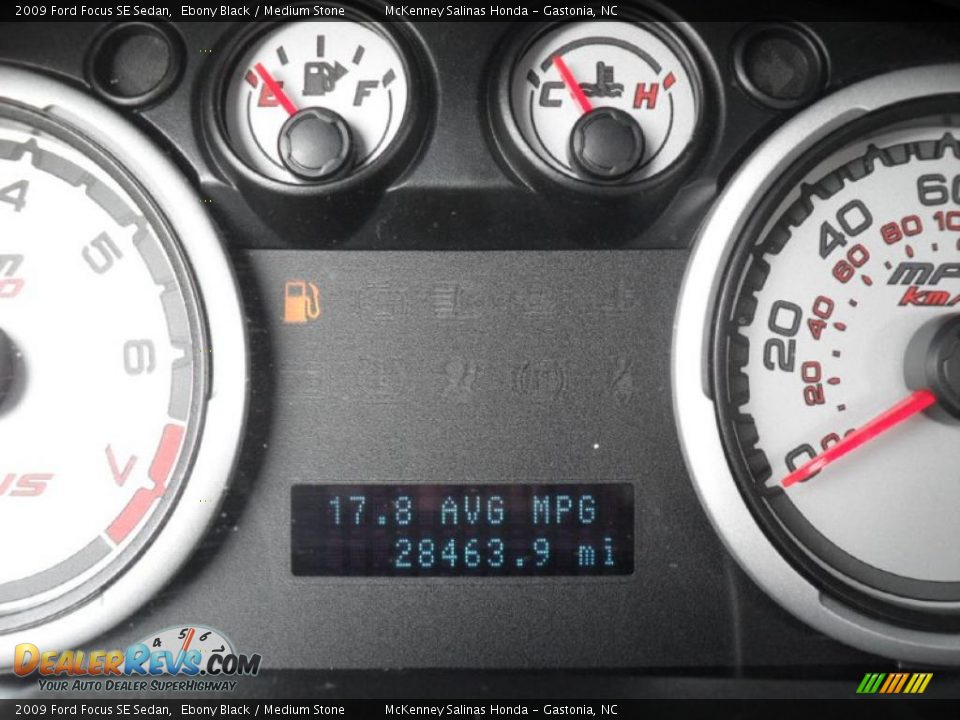 2009 Ford Focus SE Sedan Ebony Black / Medium Stone Photo #17