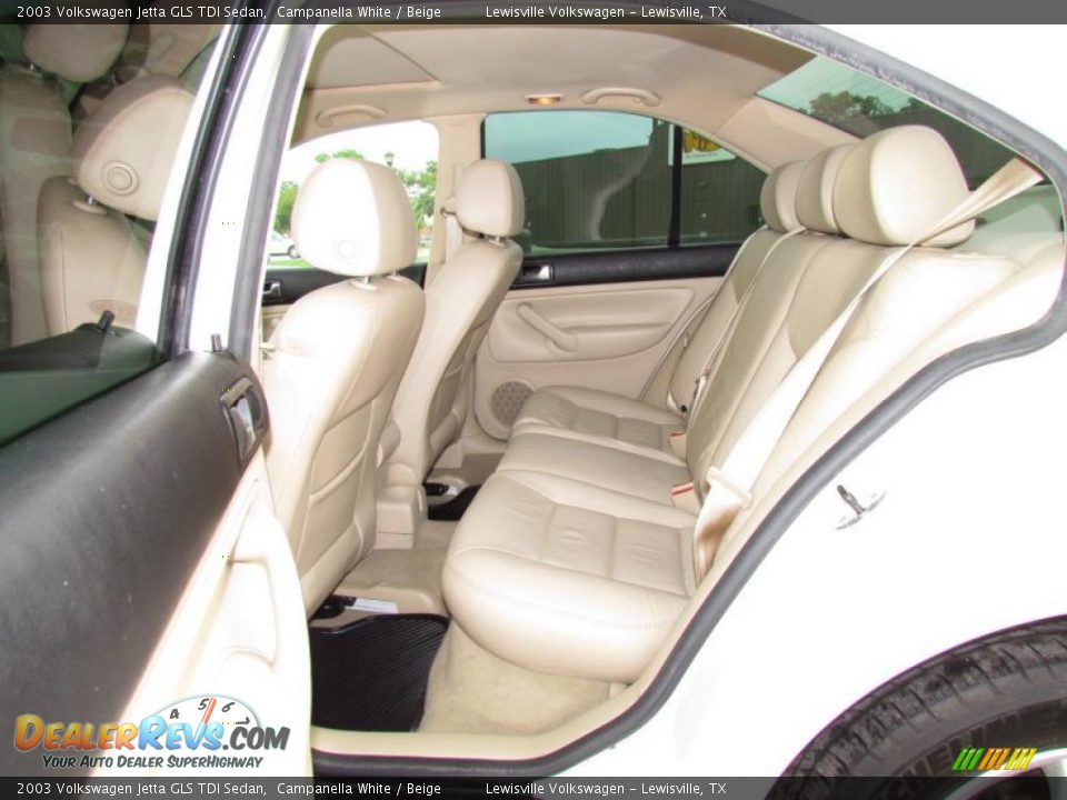 Beige Interior - 2003 Volkswagen Jetta GLS TDI Sedan Photo #12
