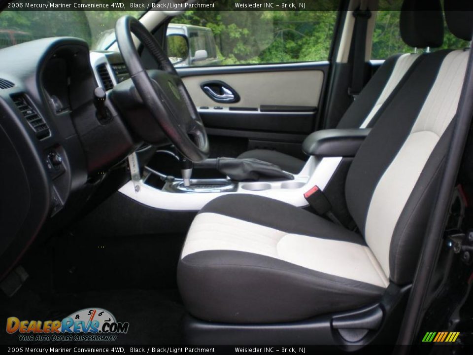 Black/Light Parchment Interior - 2006 Mercury Mariner Convenience 4WD Photo #12