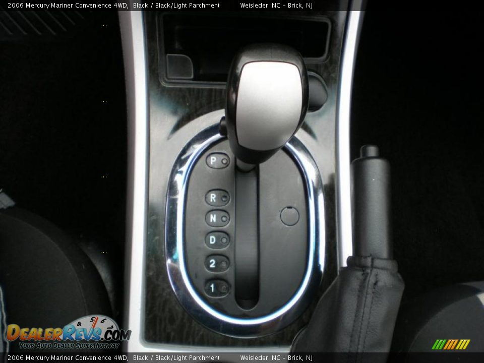 2006 Mercury Mariner Convenience 4WD Shifter Photo #16