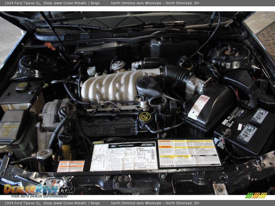 1994 Ford Taurus GL Deep Jewel Green Metallic / Beige Photo #15