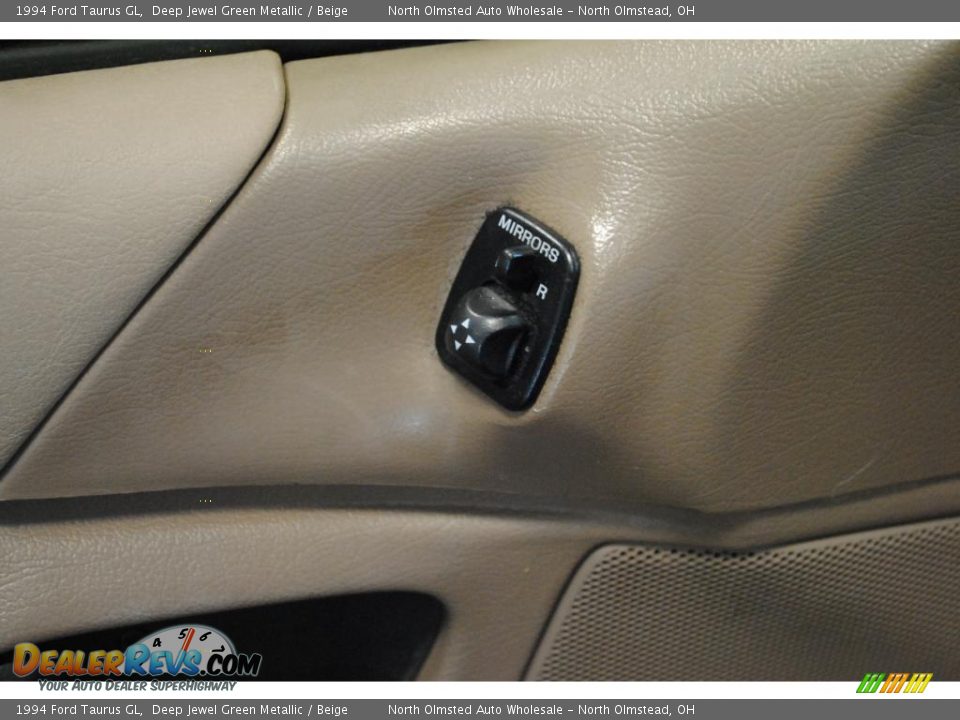 1994 Ford Taurus GL Deep Jewel Green Metallic / Beige Photo #18