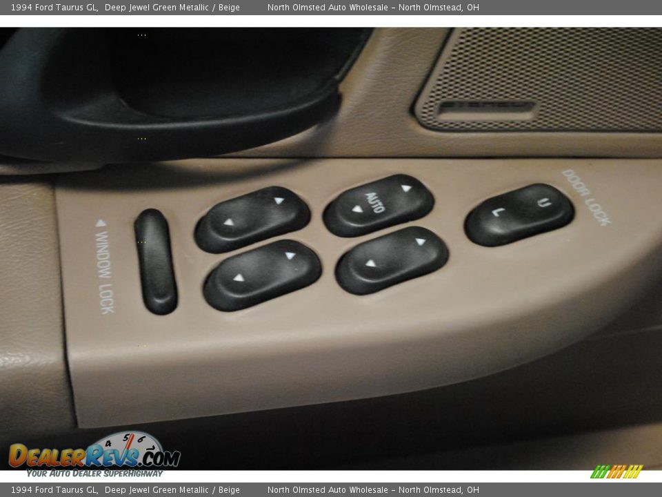 1994 Ford Taurus GL Deep Jewel Green Metallic / Beige Photo #19
