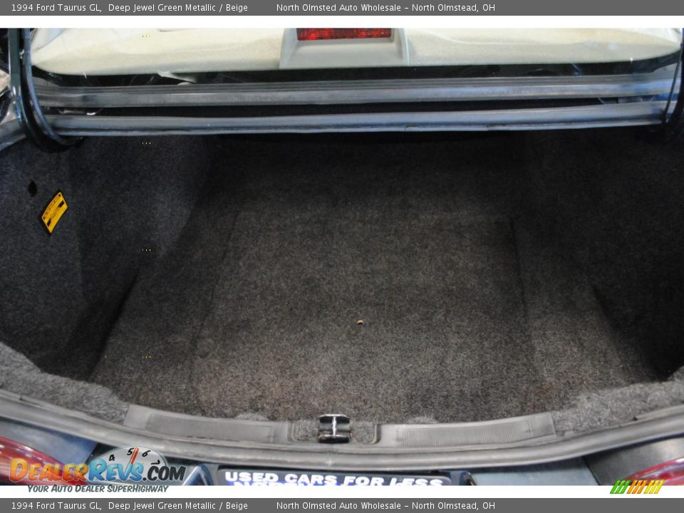 1994 Ford Taurus GL Deep Jewel Green Metallic / Beige Photo #35