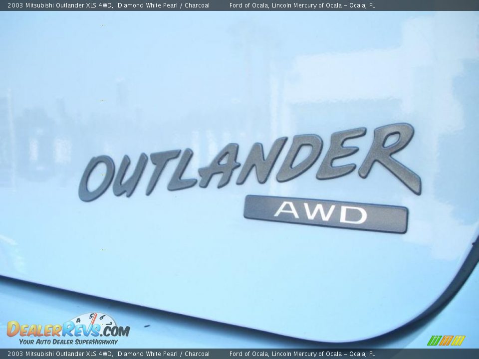 2003 Mitsubishi Outlander XLS 4WD Logo Photo #9