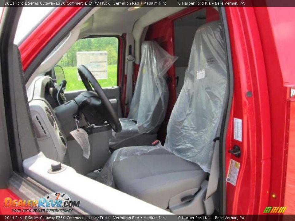 Medium Flint Interior - 2011 Ford E Series Cutaway E350 Commercial Utility Truck Photo #14