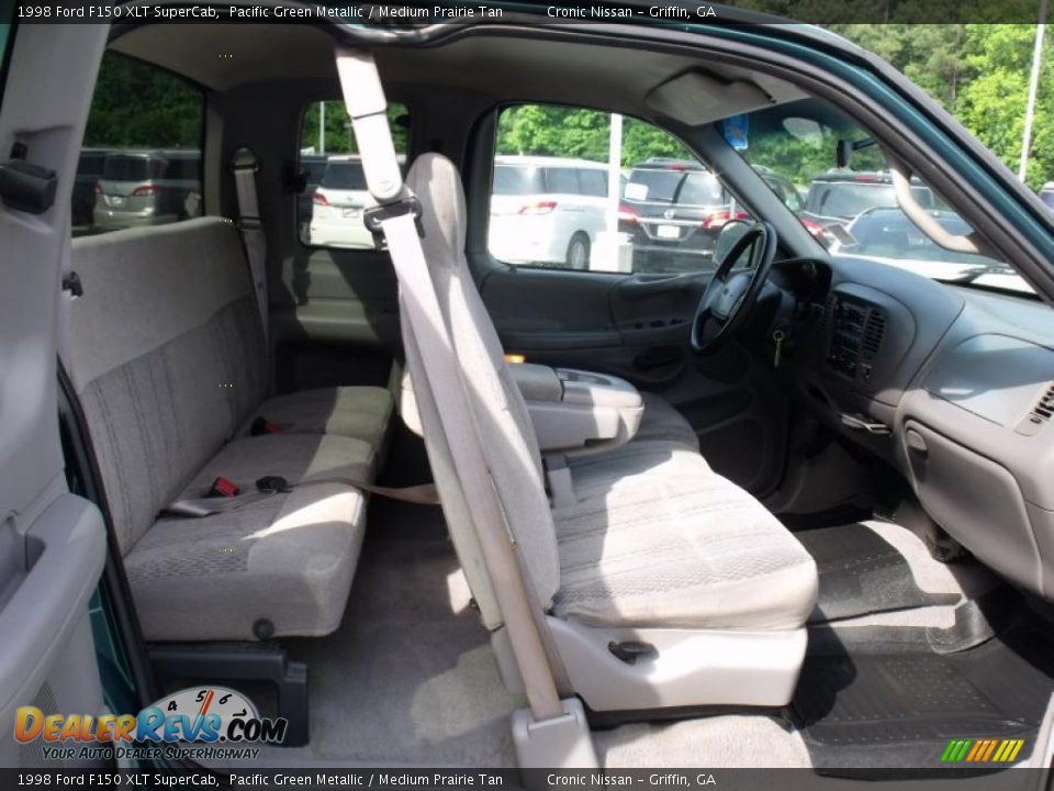 Medium Prairie Tan Interior - 1998 Ford F150 XLT SuperCab Photo #12