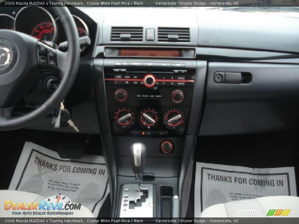 2009 Mazda MAZDA3 s Touring Hatchback Crystal White Pearl Mica / Black Photo #28