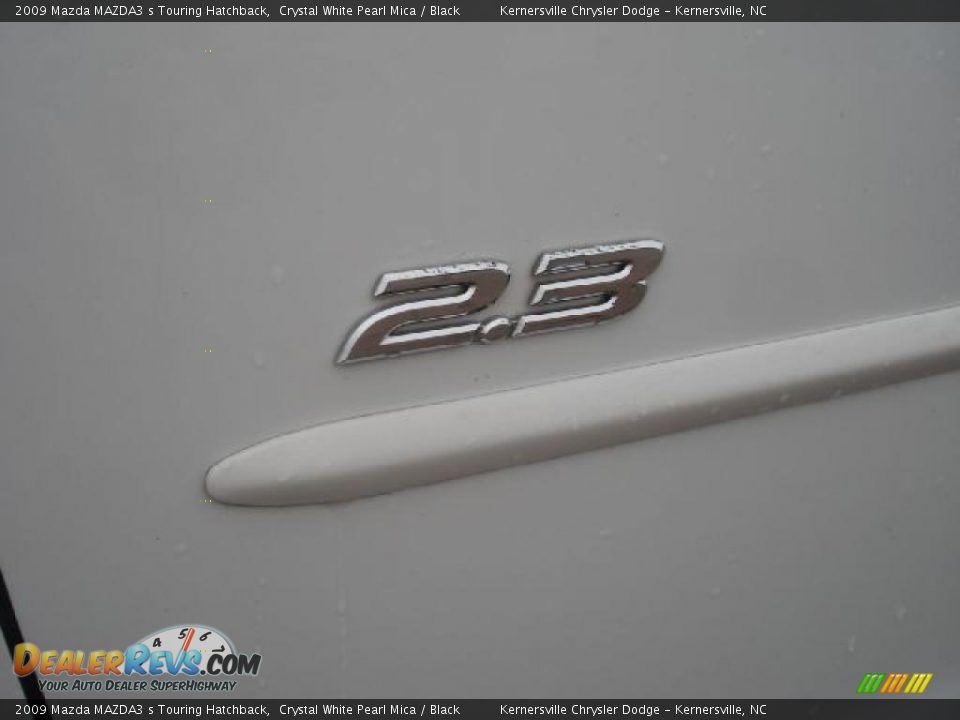 2009 Mazda MAZDA3 s Touring Hatchback Crystal White Pearl Mica / Black Photo #32