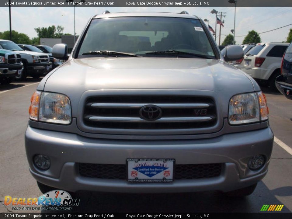 2004 Toyota Sequoia Limited 4x4 Phantom Gray Pearl / Oak Photo #8