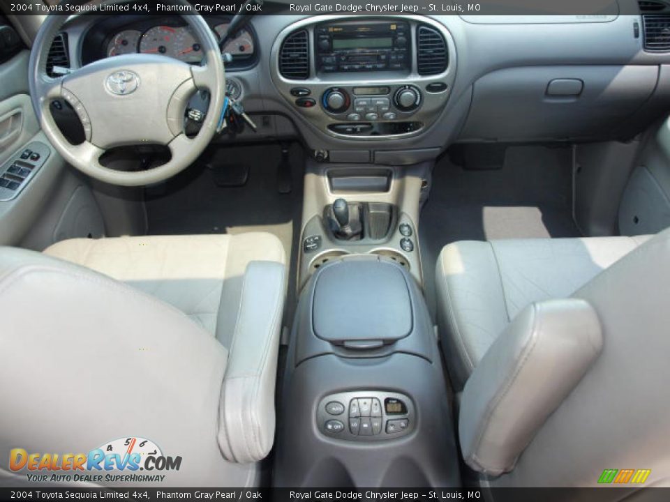 Dashboard of 2004 Toyota Sequoia Limited 4x4 Photo #10