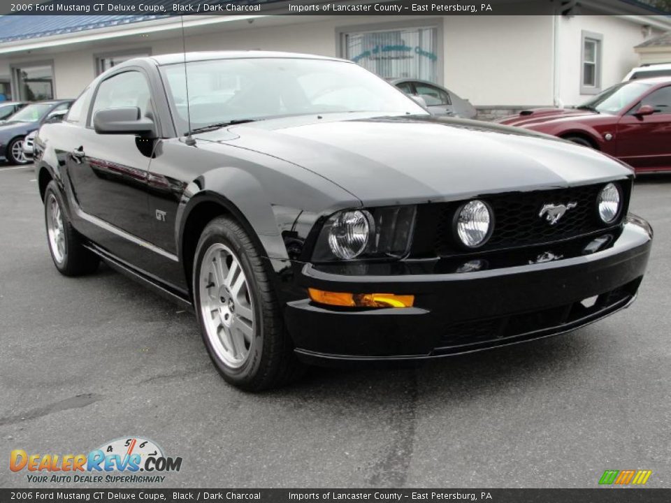 2006 Ford Mustang GT Deluxe Coupe Black / Dark Charcoal Photo #1