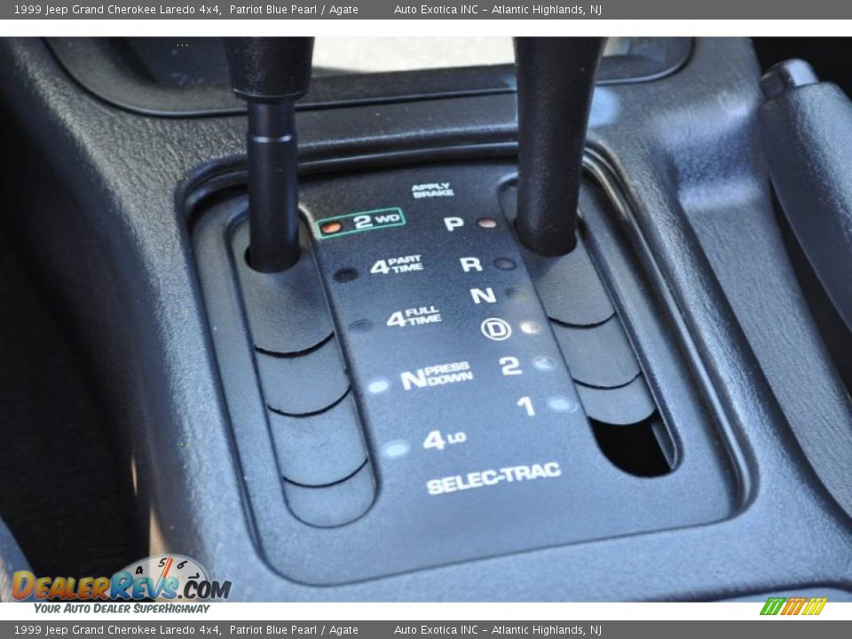 1999 Jeep Grand Cherokee Laredo 4x4 Patriot Blue Pearl / Agate Photo #16
