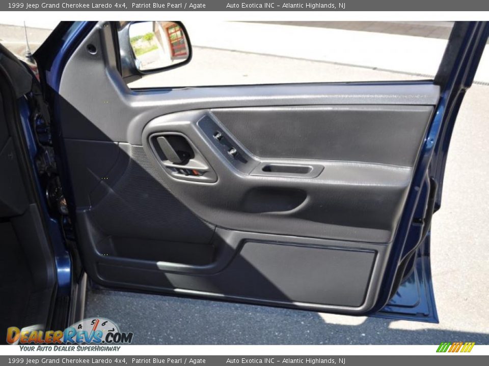 1999 Jeep Grand Cherokee Laredo 4x4 Patriot Blue Pearl / Agate Photo #20