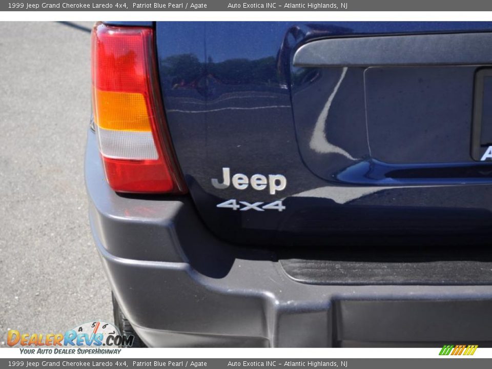 1999 Jeep Grand Cherokee Laredo 4x4 Patriot Blue Pearl / Agate Photo #26