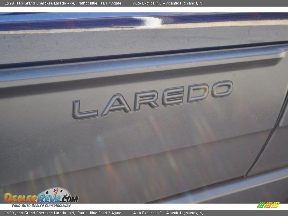 1999 Jeep Grand Cherokee Laredo 4x4 Patriot Blue Pearl / Agate Photo #29