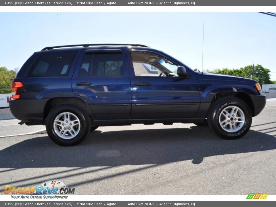 1999 Jeep Grand Cherokee Laredo 4x4 Patriot Blue Pearl / Agate Photo #30